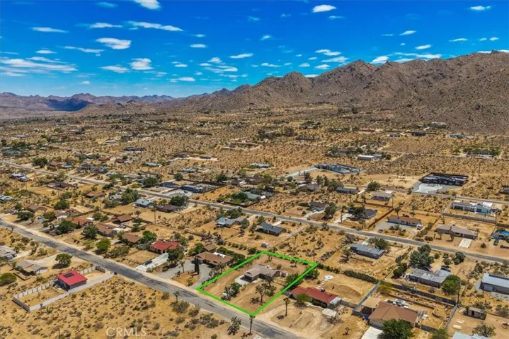 60235 Latham, Joshua Tree, California 92252