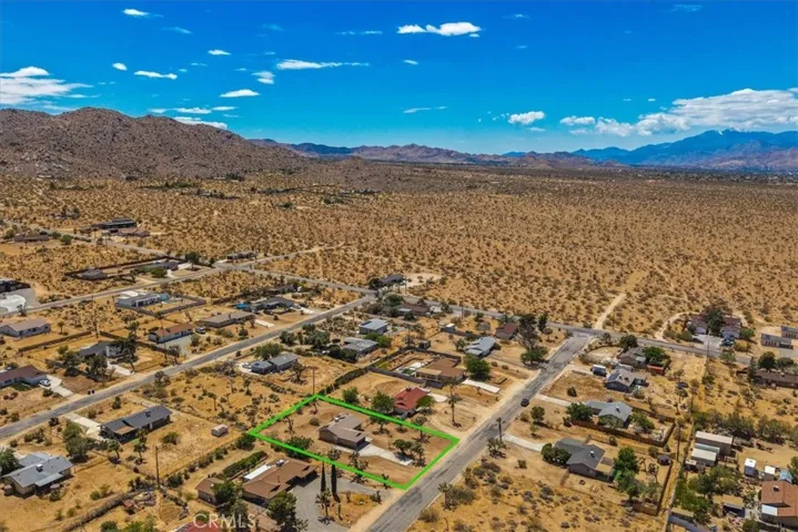 60235 Latham, Joshua Tree, California 92252