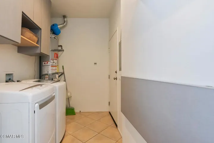 2438 Kipana Laundry