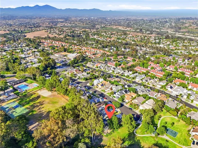 29881 White Otter, Laguna Niguel, California 92677