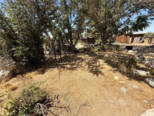 10623 Desert View, Pinon Hills, California 92372
