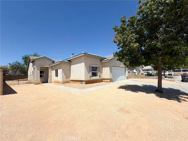 44115 Greentree Court, Lancaster, California 93535