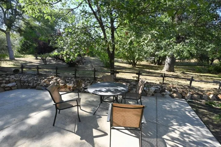 5731 Colorado Road, Mariposa, California 95338