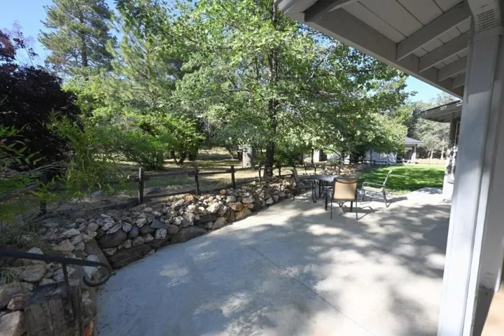 5731 Colorado Road, Mariposa, California 95338
