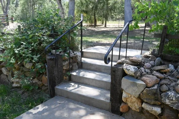 5731 Colorado Road, Mariposa, California 95338