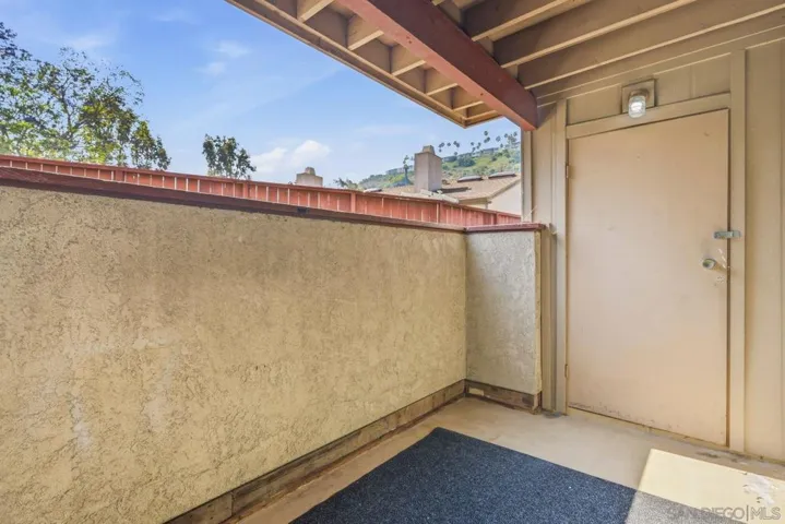5513 Adobe Falls Rd 5, San Diego, California 92120