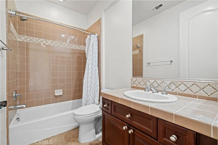 Upstairs Bedroom Hallway Bath