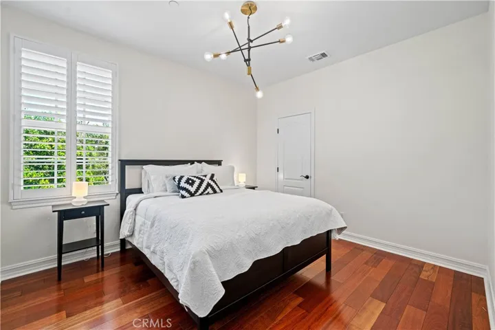 Upstairs Bedroom with Hallway Bath
