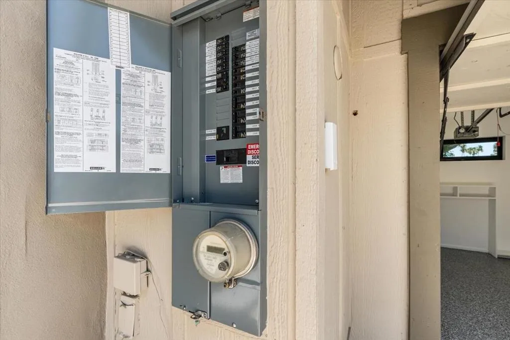 48-198 Green Mountain Dr-3