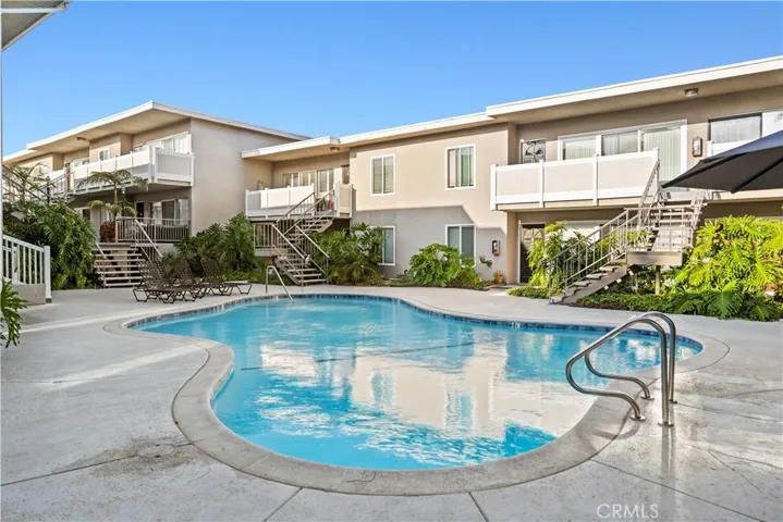 23930 Los Codona Avenue 204, Torrance, California 90505
