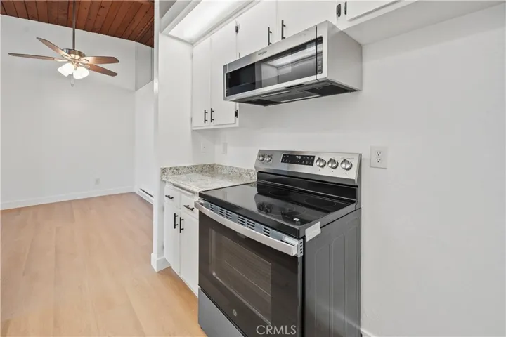 23930 Los Codona Avenue 204, Torrance, California 90505