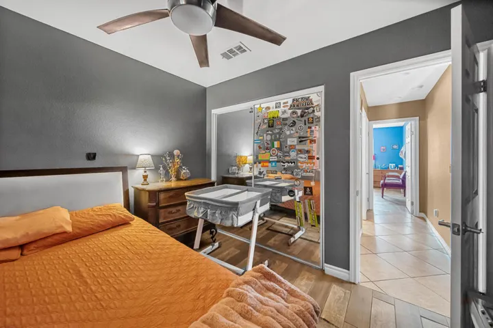 1527 N Marina 1 (11 of 60)