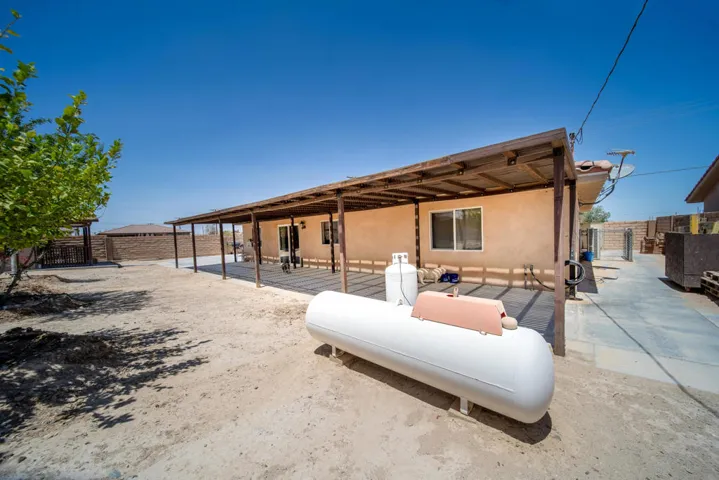 1527 N Marina 1 (34 of 60)