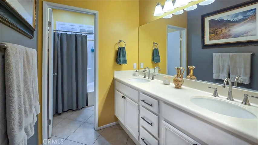 15391 Rockwell Avenue, Fontana, California 92336