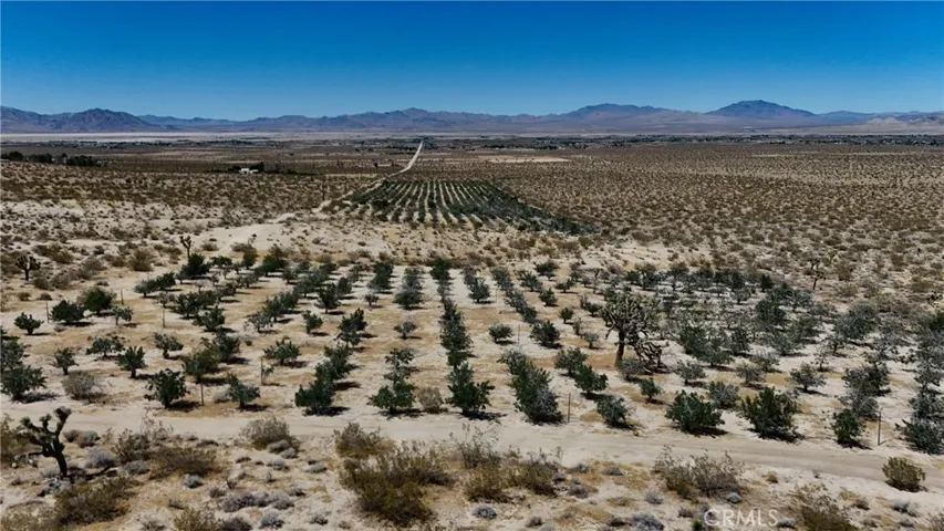 735 Midway Avenue, Lucerne Valley, California 92356