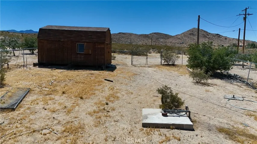 735 Midway Avenue, Lucerne Valley, California 92356