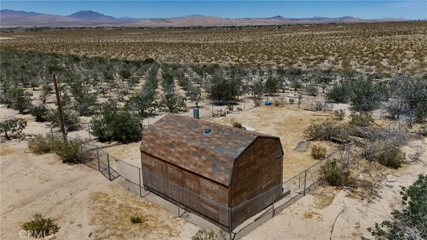 735 Midway Avenue, Lucerne Valley, California 92356