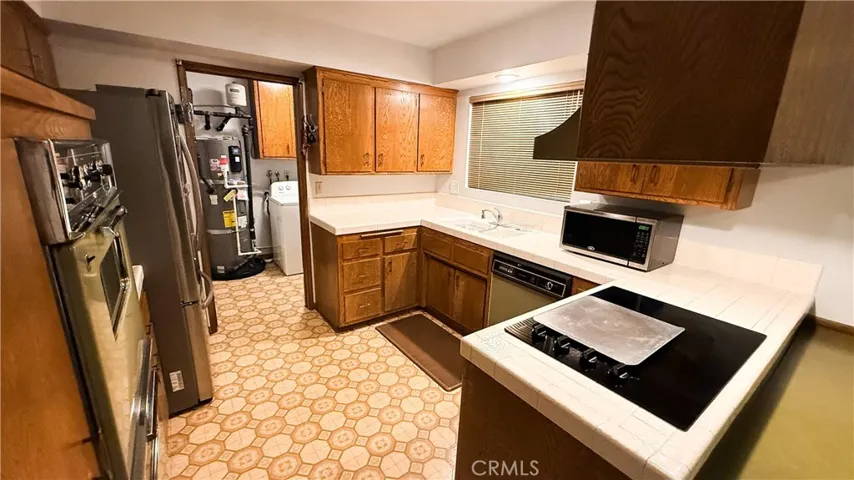 42055 Harmony Drive, Hemet, California 92544