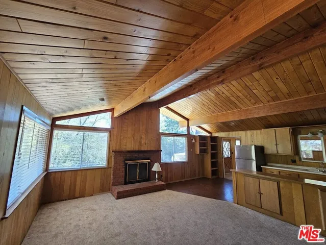 845 Moreno Lane, Sugarloaf, California 92386