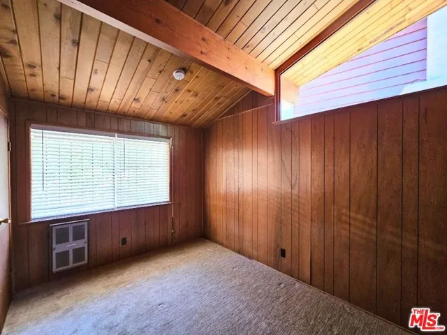 845 Moreno Lane, Sugarloaf, California 92386