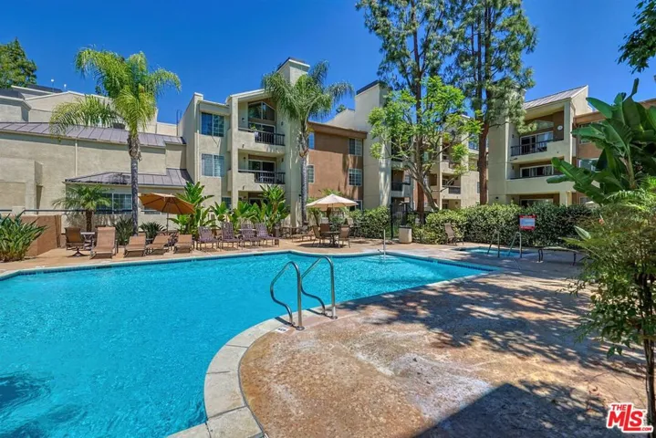 21500 Burbank Boulevard 329, Woodland Hills, California 91367