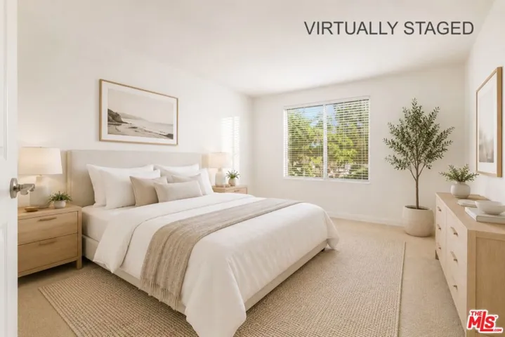 21500 Burbank Boulevard 329, Woodland Hills, California 91367
