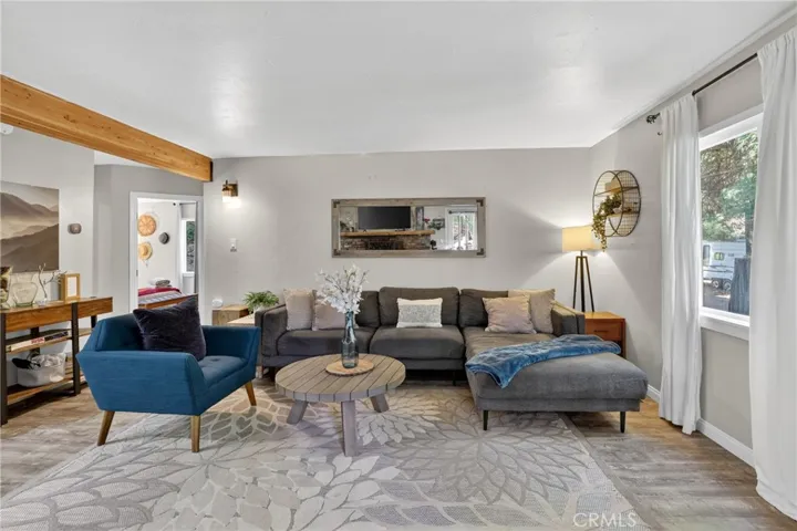 605 Pyramid, Crestline, California 92325