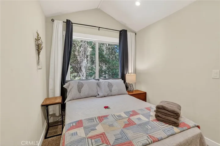 605 Pyramid, Crestline, California 92325