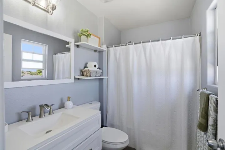 352 San Juan Grade Road, Salinas, California 93906