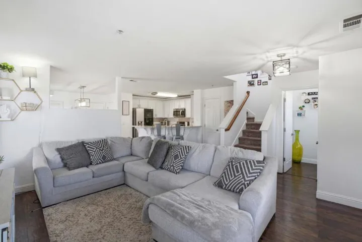 352 San Juan Grade Road, Salinas, California 93906