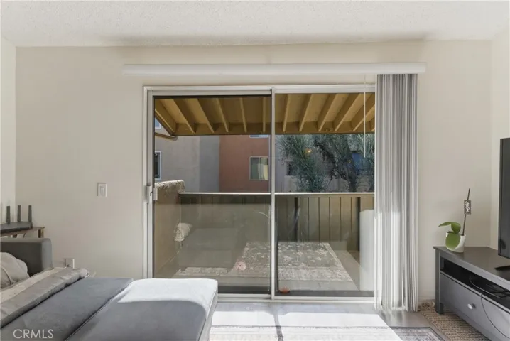 Living Room-Balcony