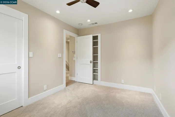 30 Miramonte Dr, Moraga, California 94556