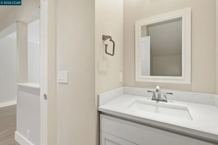 30 Miramonte Dr, Moraga, California 94556