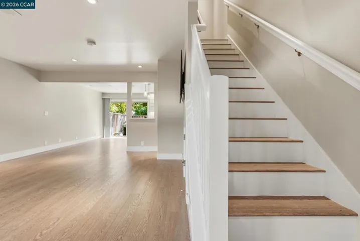30 Miramonte Dr, Moraga, California 94556