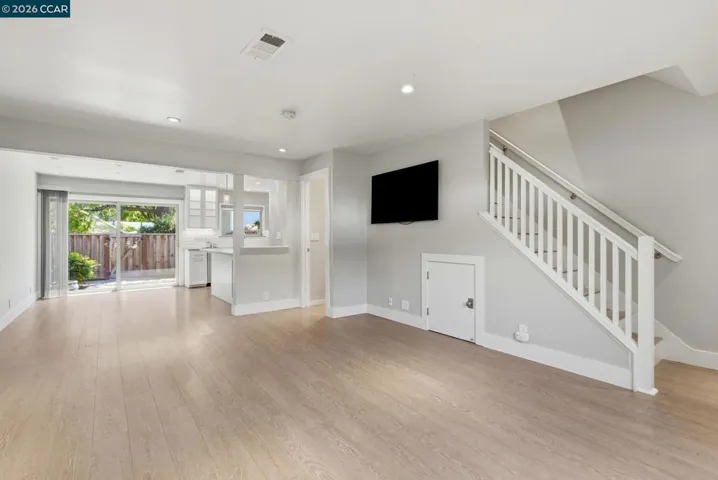 30 Miramonte Dr, Moraga, California 94556