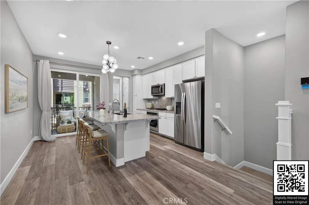 Kitchen (virtually staged)