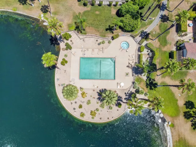 Community Pool & Spa