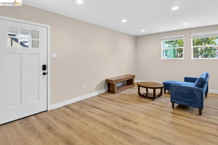 859 52nd Street, Oakland, California 94608