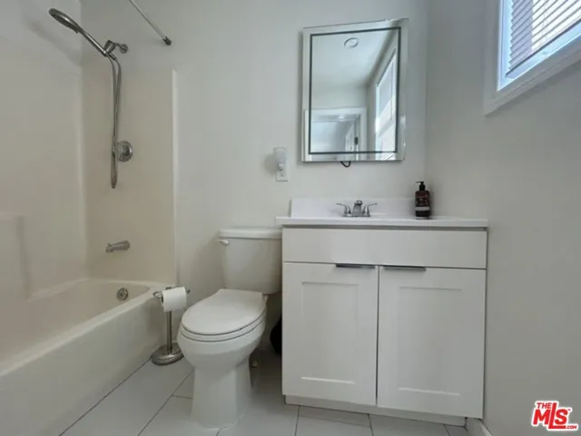 4826 Coolidge Avenue B, Culver City, California 90230