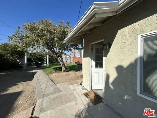 4826 Coolidge Avenue B, Culver City, California 90230
