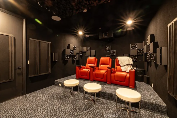 65 Glacier Valley, Irvine, California 92602