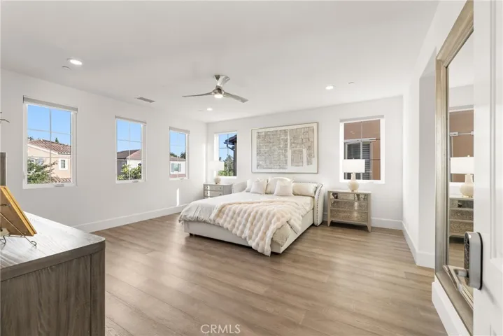 65 Glacier Valley, Irvine, California 92602