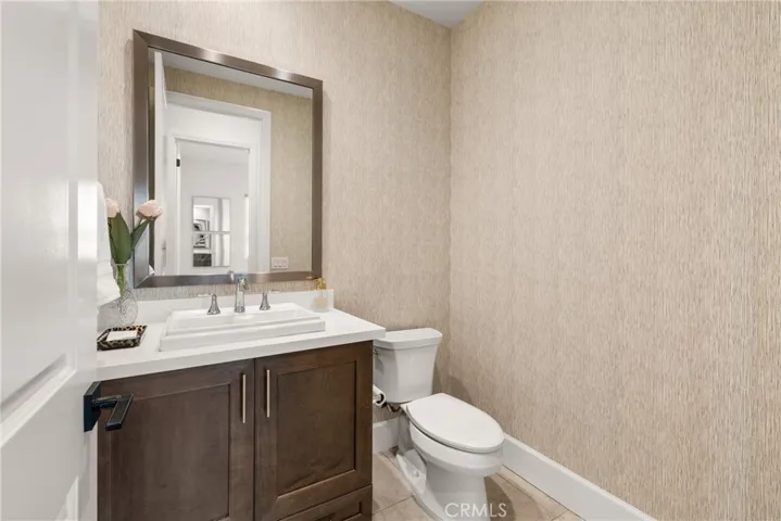 65 Glacier Valley, Irvine, California 92602