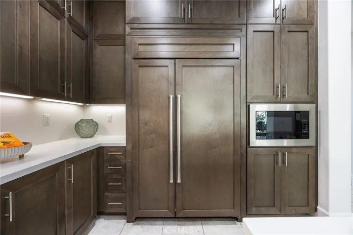 65 Glacier Valley, Irvine, California 92602