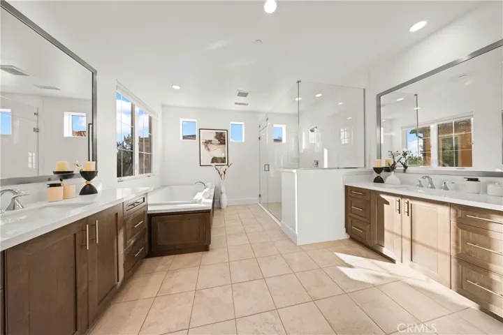65 Glacier Valley, Irvine, California 92602
