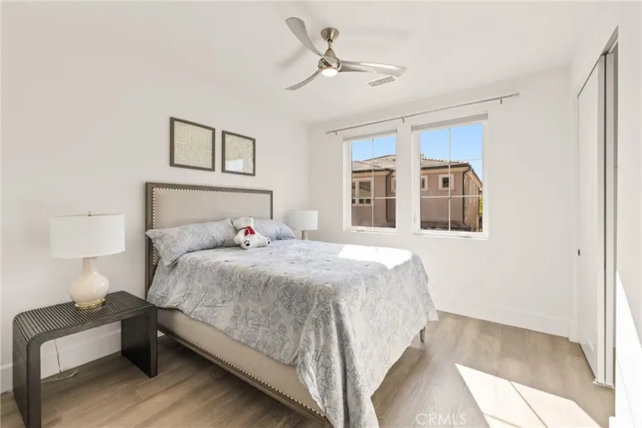 65 Glacier Valley, Irvine, California 92602