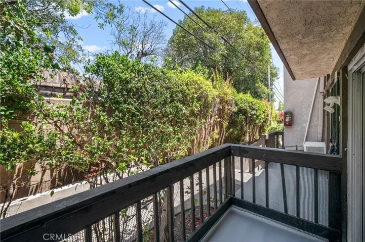 Balcony Deck off Living Room