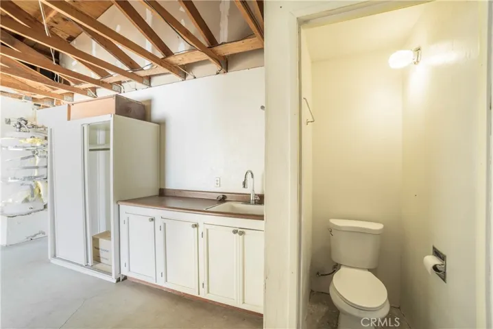 58406 Joshua, Yucca Valley, California 92284
