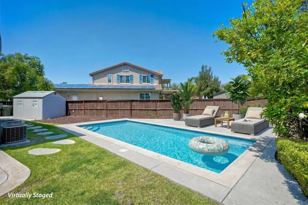 Virtual Image ~ Plenty of Room for a Pool in this Corner
