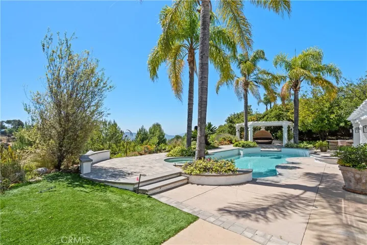 3314 Van Allen, Topanga, California 90290